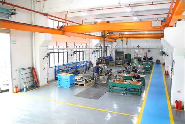 Dongguan Howe Precision Mold Co., Ltd. fabriek productielijn